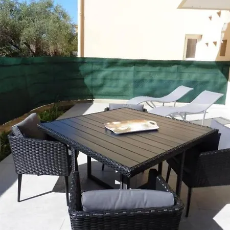 Lejlighed Appt Moderne Avec Belle Terrasse Centre *